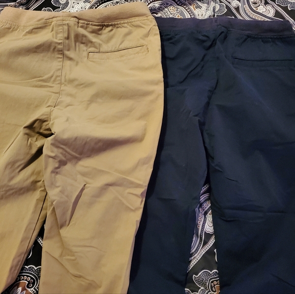 *3-for-$30* (2pairs) Boys Izod Jogger Pants, Navy Blue & Khaki, SizeMedium 10-12 - Picture 5 of 5